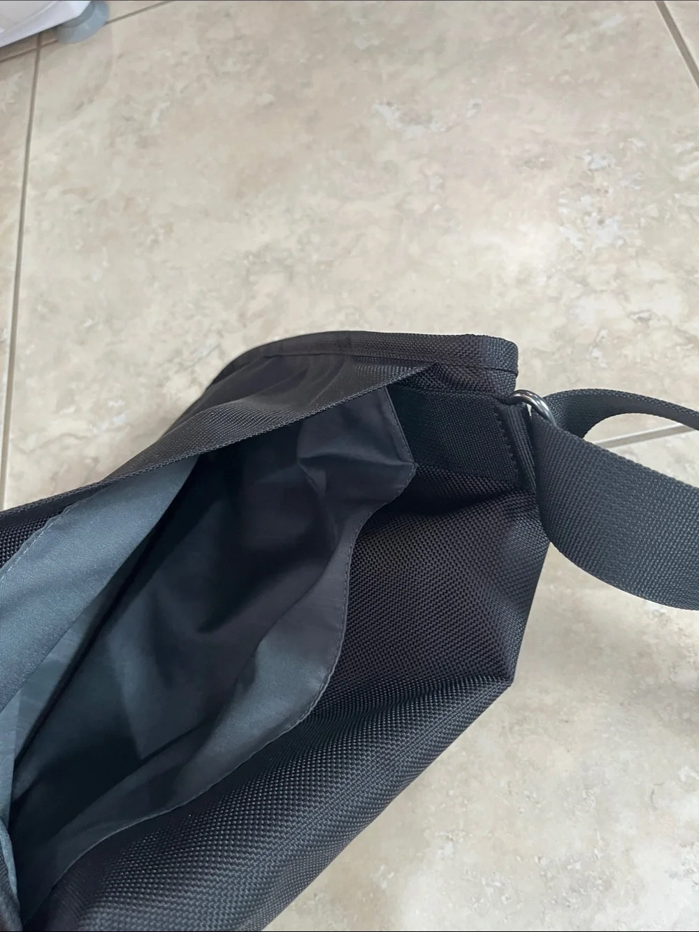 Tumi Black Nylon Crossbody Messenger/Travel Bag size 12x10 inches